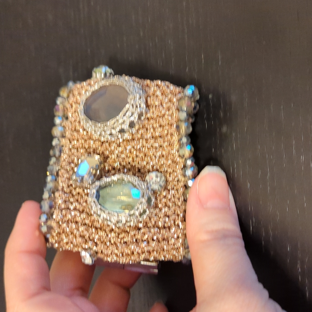 Bracelet - Picture 1 of 4